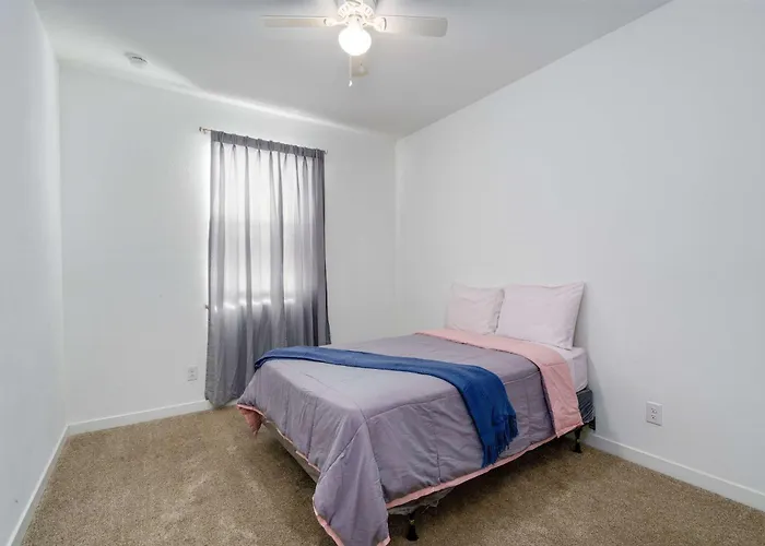 Simple Retreat Budget-friendly And Convenient * Avondale