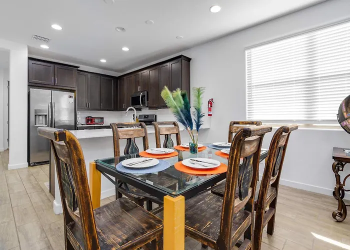 Simple Retreat Budget-friendly And Convenient Avondale